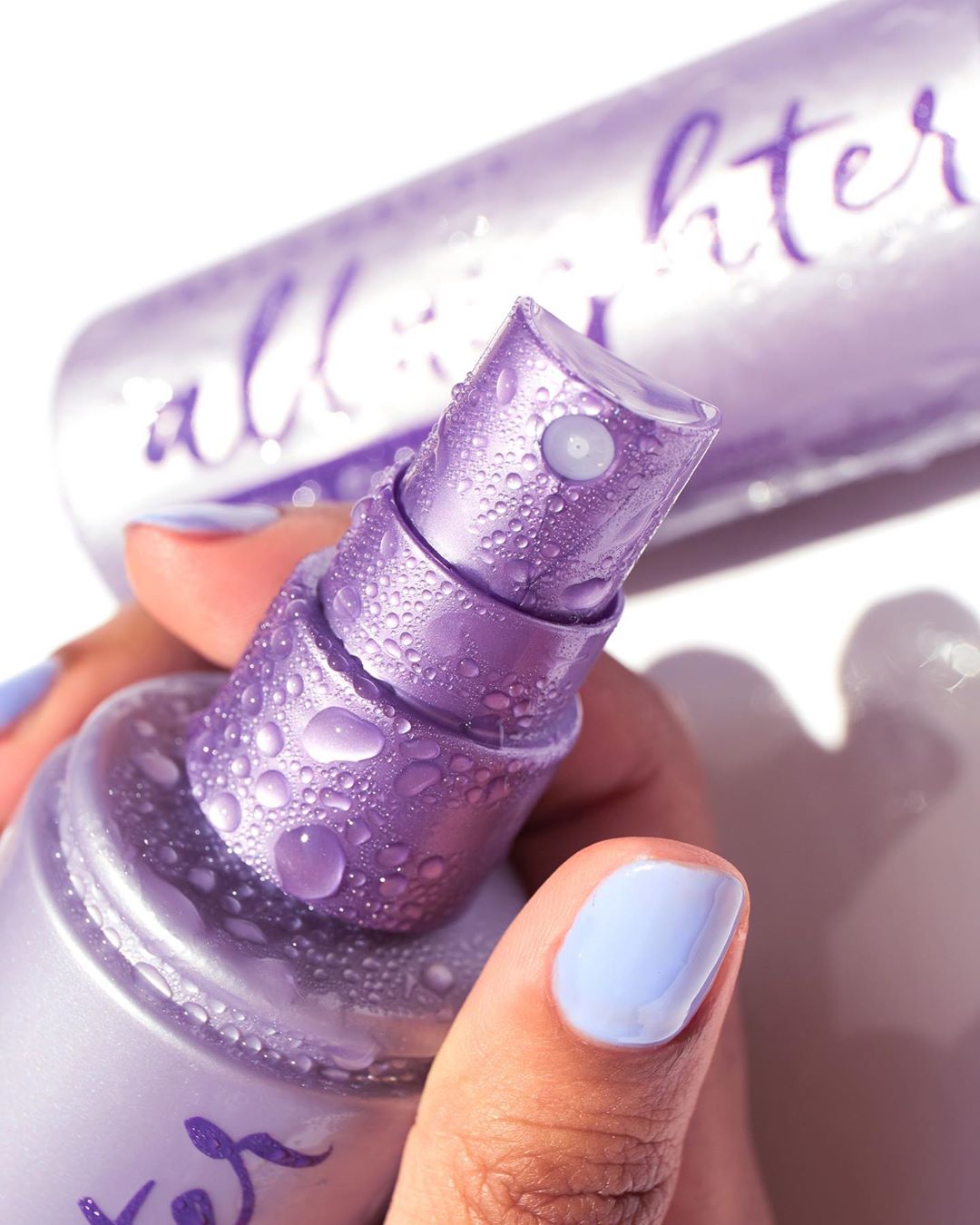Urban Decay Cosmetics - Give us alllllll the JUICE! 💦 Our all-new All Nighter Ultra Glow Setting Spray makes a splash with hyaluronic acid an agave extract—plus, the makeup staying power to lock in yo...