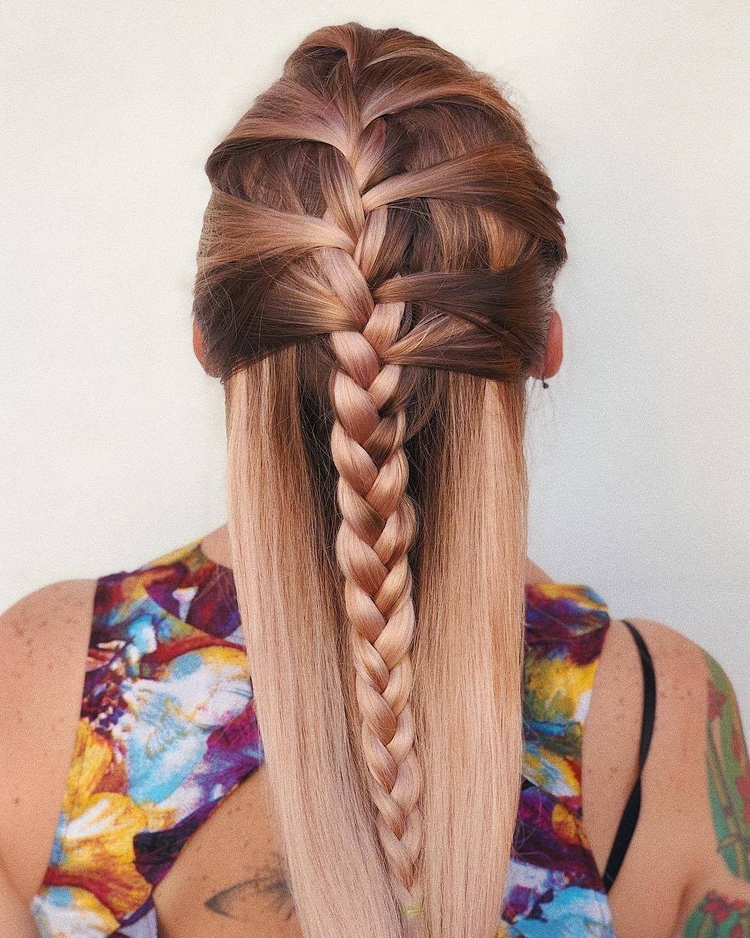 Schwarzkopf Professional - Rosy shades and cute braids 😍

*Formula* 👉 @nekonekostyle used #IGORAVIBRANCE 9.5-18 over pre-lightened hair level 10 💕

#MOREVIBRANCE #hairstyle #pinkhair #hairgoals #hairi...