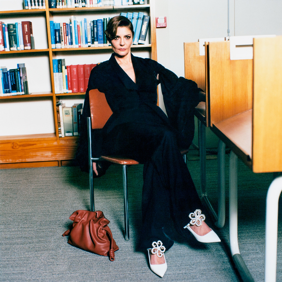 LOEWE - The LOEWE FW20 Women's publication featuring Chiara Mastroianni photographed by Japanese artist Fumiko Imano at the Maison de l’UNESCO in Paris.

Dressed in a selection of key looks from the L...