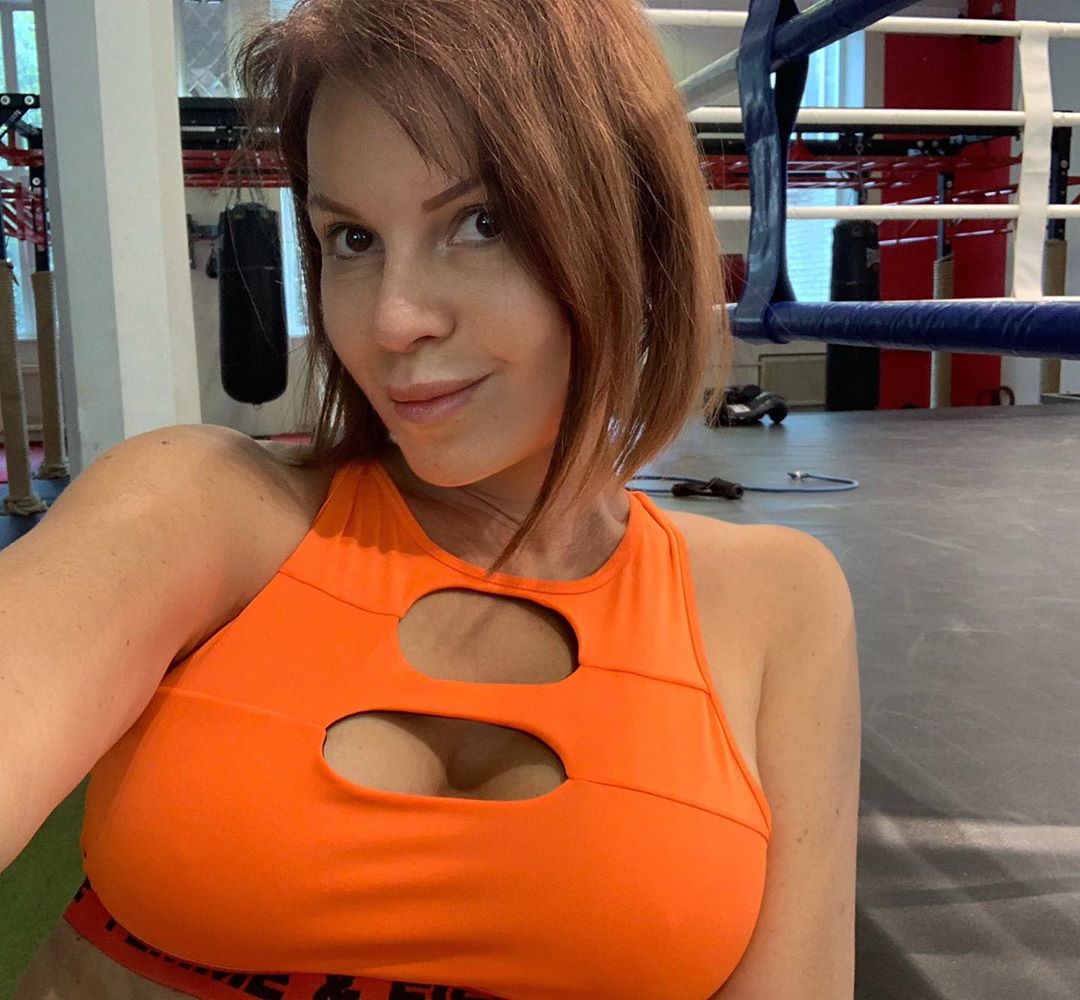 Natalia Shturm - Начался сезон в фитнес-зале. Поменялось название. Жизнь постепенно налаживается - @saint_moscow_fit #fitness #fitnessgirl #fitnessmodel #зож #спорт #здоровье #красота #hotgirl #moscow