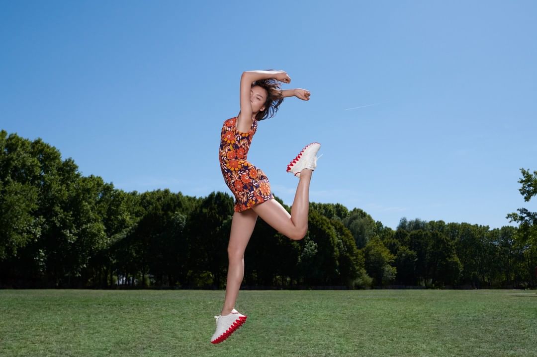 Christian Louboutin - Jump in the week with your #Loubishark sneaker!
#ChristianLouboutin
Photo by @Felix_Cooper