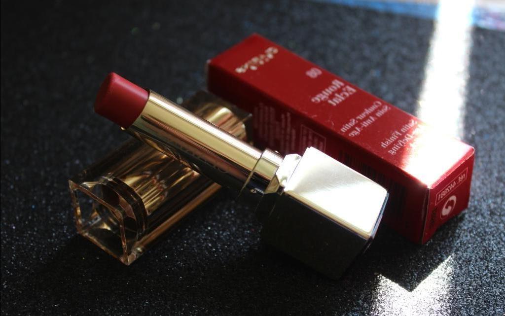 Clarins Rouge Eclat Satin Finitura anti-Età Rossetto в оттенке №08 Rosa Corallo - rassegna