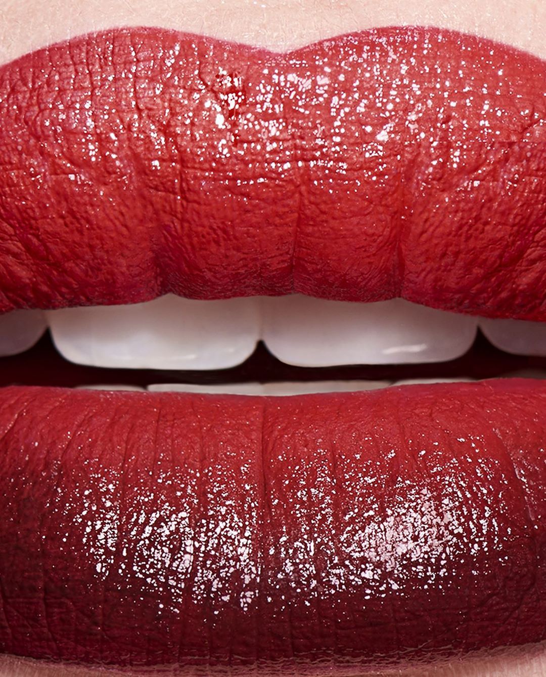 Guerlain - Buildable colour, luminous shine, unparalleled comfort. 
Make your own rules with Rouge G de Guerlain.

#Guerlain #GuerlainMakeup #RougeG #Makeup #Lipstick 

Creation & photography by @bold...