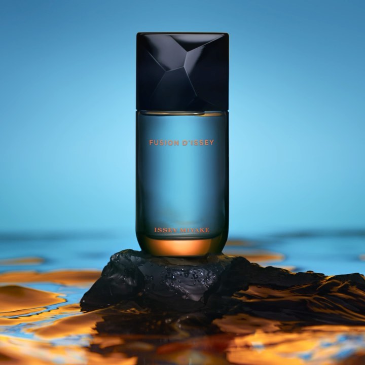 Issey Miyake Parfums - Discover Fusion d’Issey, a scent to feel the creative force of nature.
#fusiondissey #bornfromfusion #isseymiyakeparfums #movedbynature #fragrance #travel