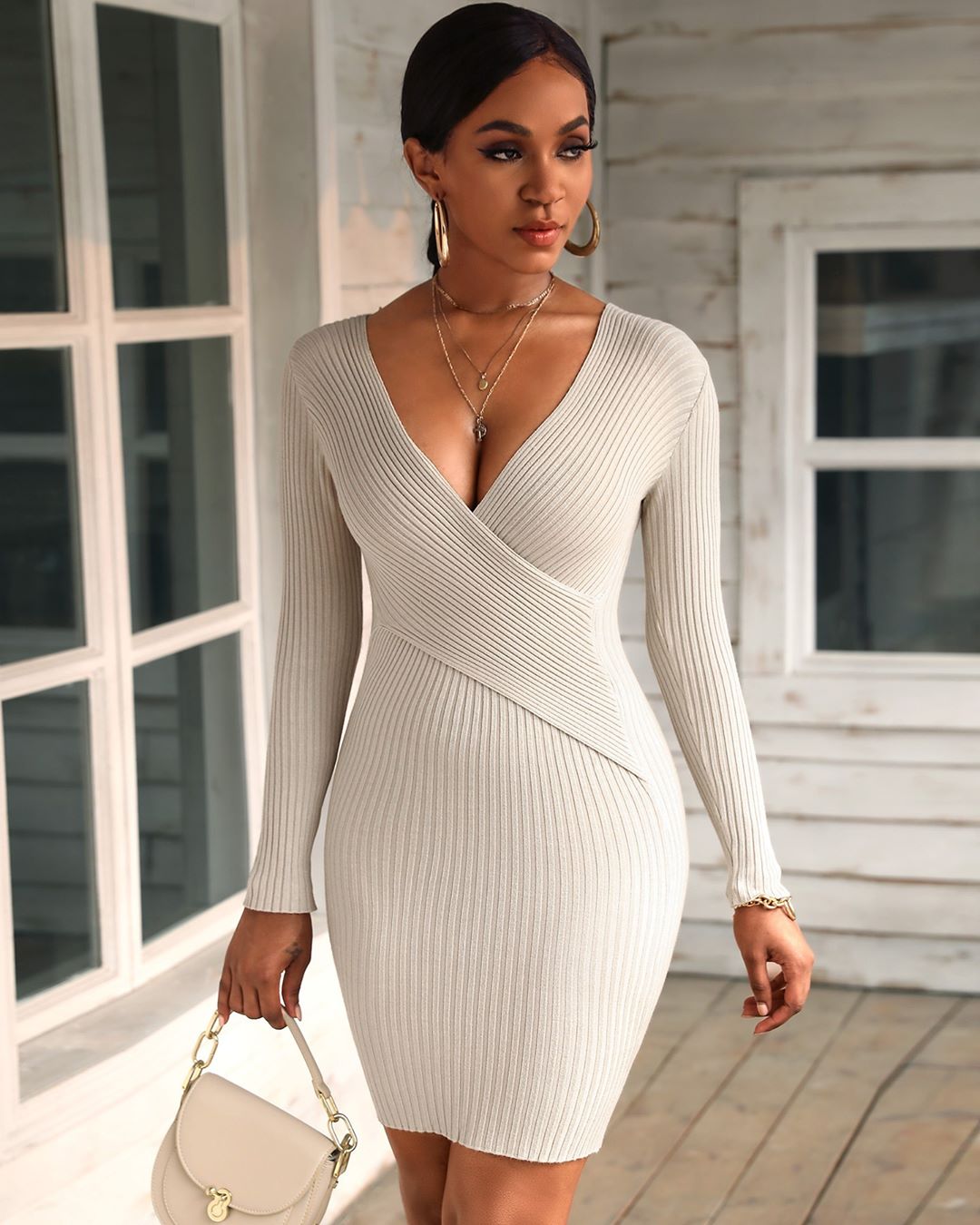 ivroseofficial - #linkinbio Stand out from the crowd in Solid Long Sleeve Plunge Knit Bodycon Dress⁠
🔍"LZD1652"⁠
Shop: IVROSE.com⁠
⁠
#ivroseofficial #fashion #style #ootd #outfitgoals #ootdshare #sale
