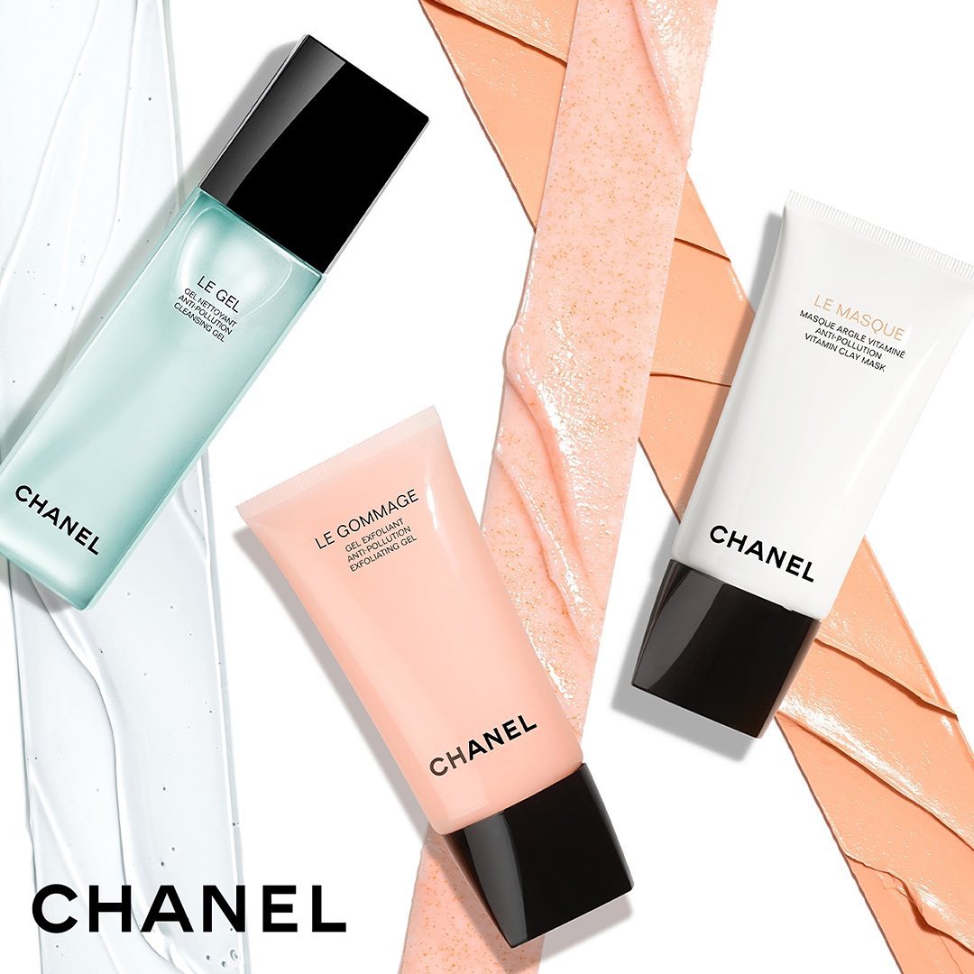 ИЛЬ ДЕ БОТЭ - Представляем новинки Chanel: очищающий пенящийся гель, мягкий отшелушивающий гель и очищающую глиняную маску с витаминами.
Разработанные для всех типов кожи невероятно чувственные тексту...