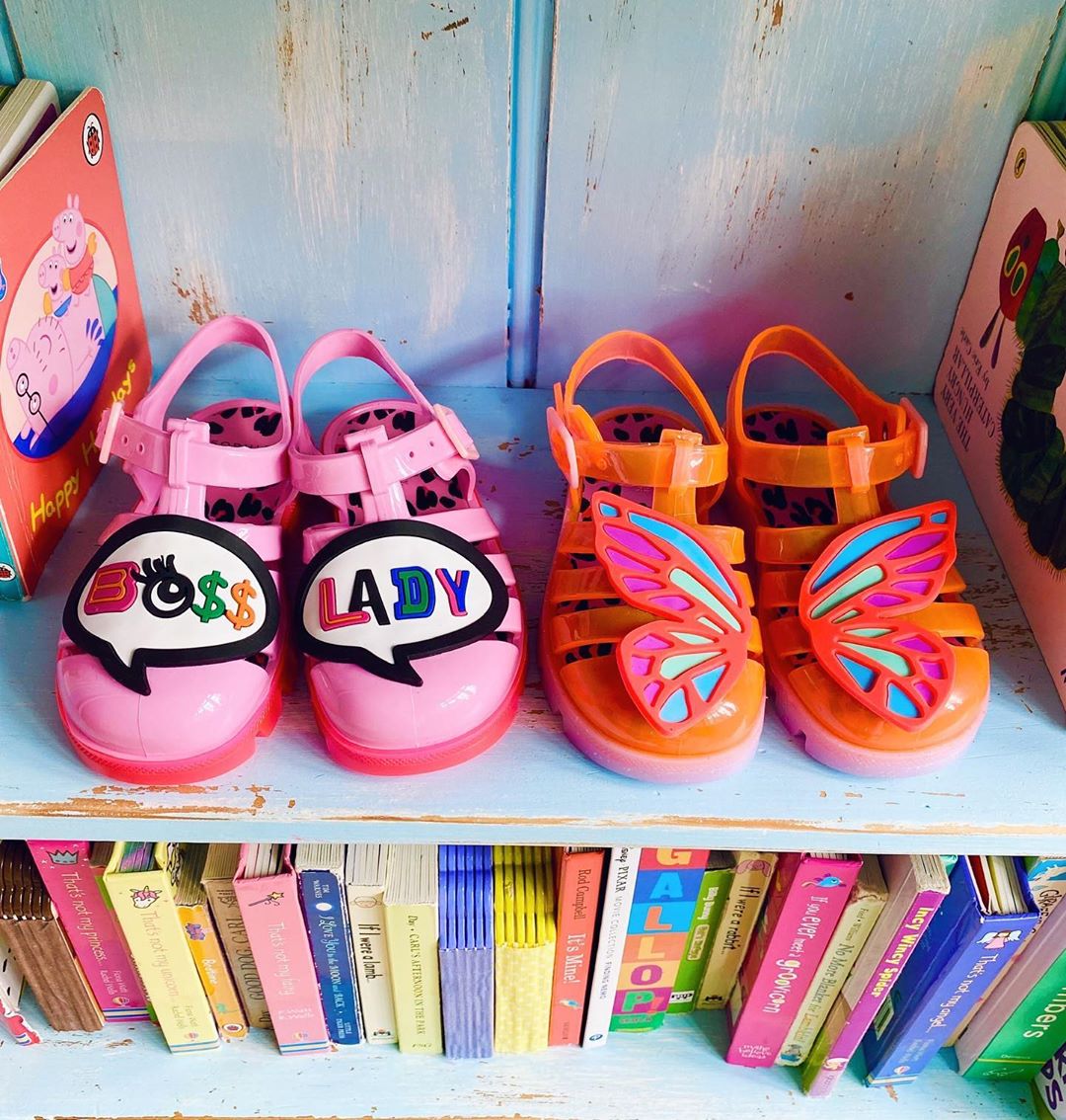 SOPHIA WEBSTER - One for the little ones… 💭🦋🧡⁣ Follow @sophiawebstermini for all our mini styles 💕
⁣
#SophiaWebster #SophiaWebsterMini⁣
