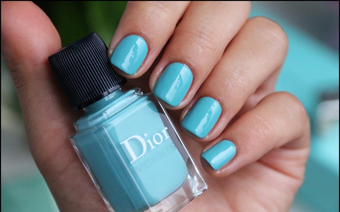 Лак Dior 401. Свотчи лак диор 401. 401 Saint Tropez.