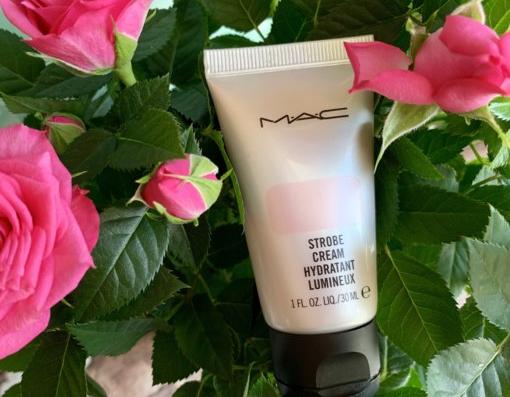 Увлажняющий крем для лица MAC с эффектом сияния Strobe Cream  фото