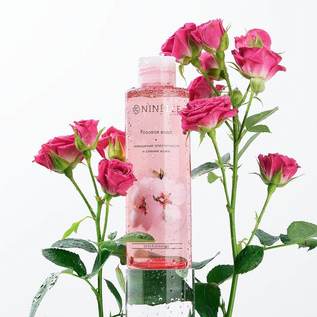 ParadPomad - Во имя розы!
А вы знаете о полезных свойствах розовой воды?
Для начала давайте разберемся, что это такое. Розовая вода - это продукт на основе гидролата розы, который получается в резул...