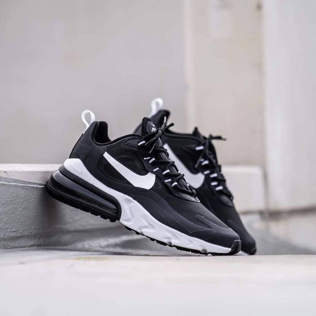 Foot Locker ME - The eye-catching Max Air unit and full Nike React foam midsole deliver unrivalled, all-day comfort.

“Now Online, shop at”

footlocker.com.kw
footlocker.com.sa
footlocker.ae