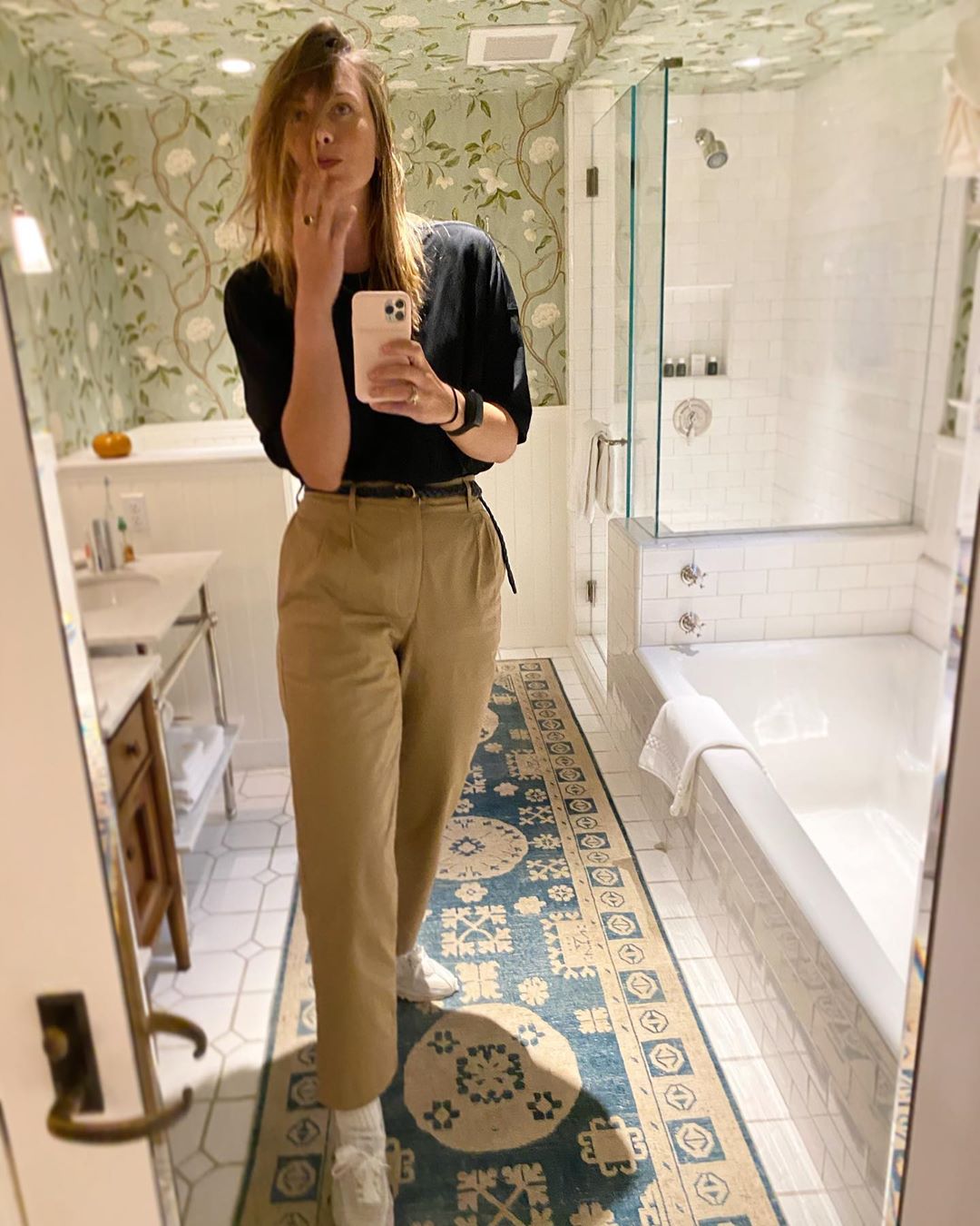 Maria Sharapova - Whoops. Forgot about #TheWeeksOva. Busy capturing bathroom wallpaper dreams 💭