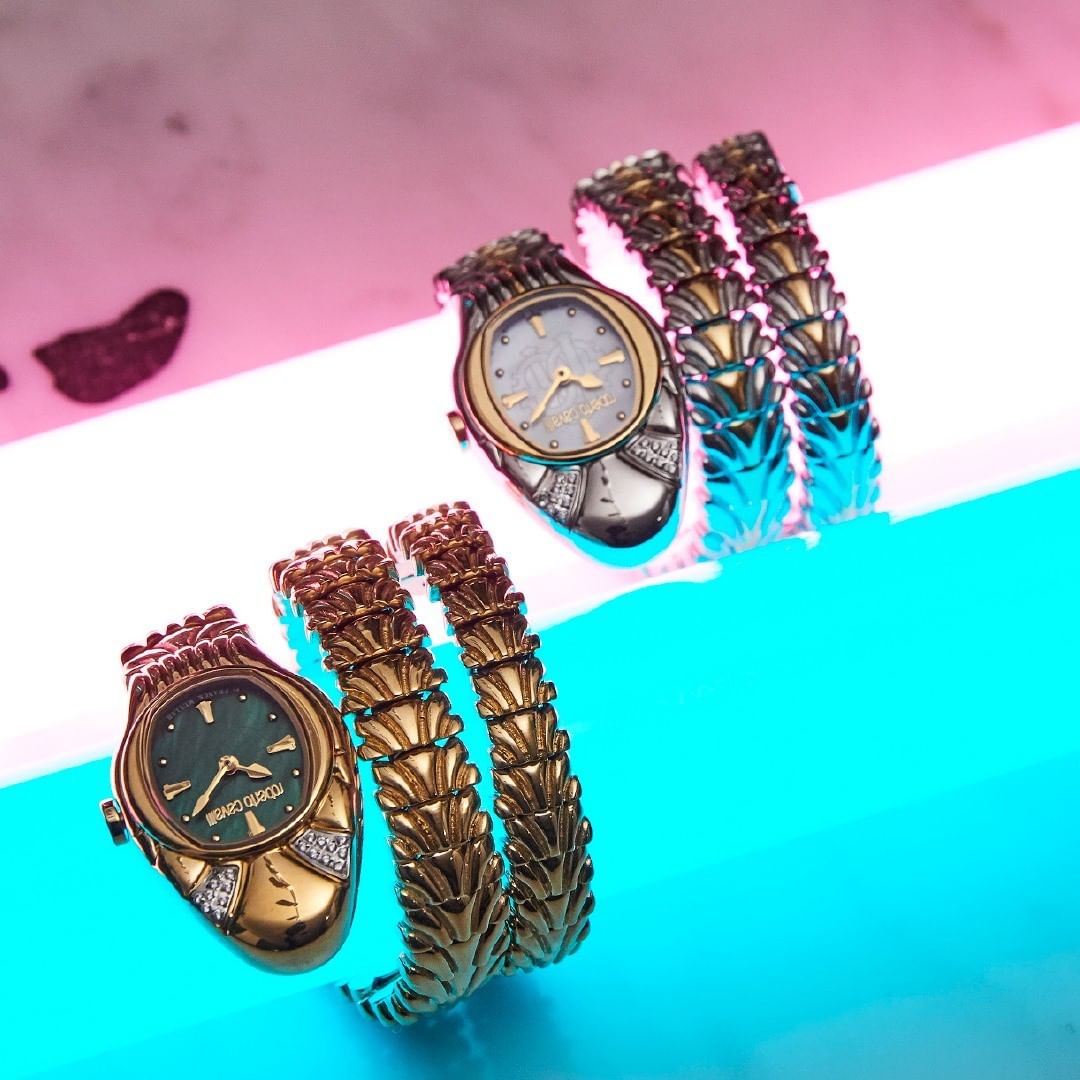 Roberto Cavalli Official - Always outstanding. Never dull. Discover our captivating bracelet watches!

#RobertoCavalliResort #RobertoCavalli
#RobertoCavalliWatches