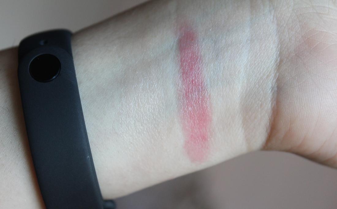 Отзыв. Осенние любимчики: Бальзам Avon Люкс. Нежность шелка Увлажняющий Natural tint (Роскошный нюд) и Rose Tint (Изысканный розовый)3 Осенние любимчики: Бальзам Avon Люкс. Нежность шелка Увлажняющий Natural tint (Роскошный нюд) и Rose Tint (Изысканный розовый)