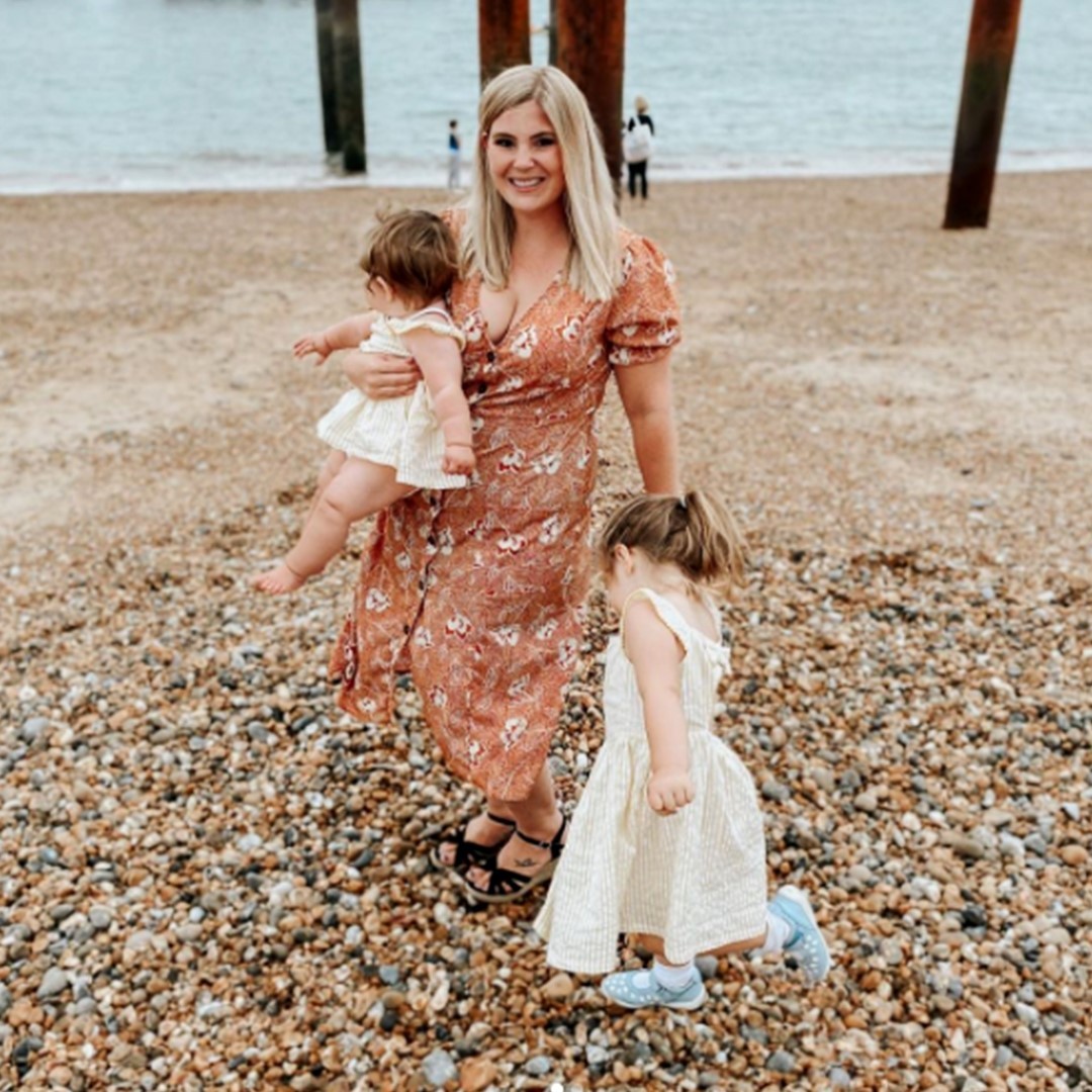 MandM Direct - We've got fashion for the whole family! We're loving @meggan_tile and the girls dresses. Prices start from just £6.99

#mandmdirect #bigbrandslowprices #summerdresses