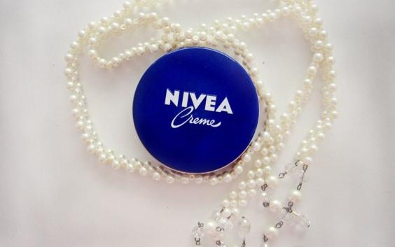 Универсальный увлажняющий крем NIVEA Creme фото