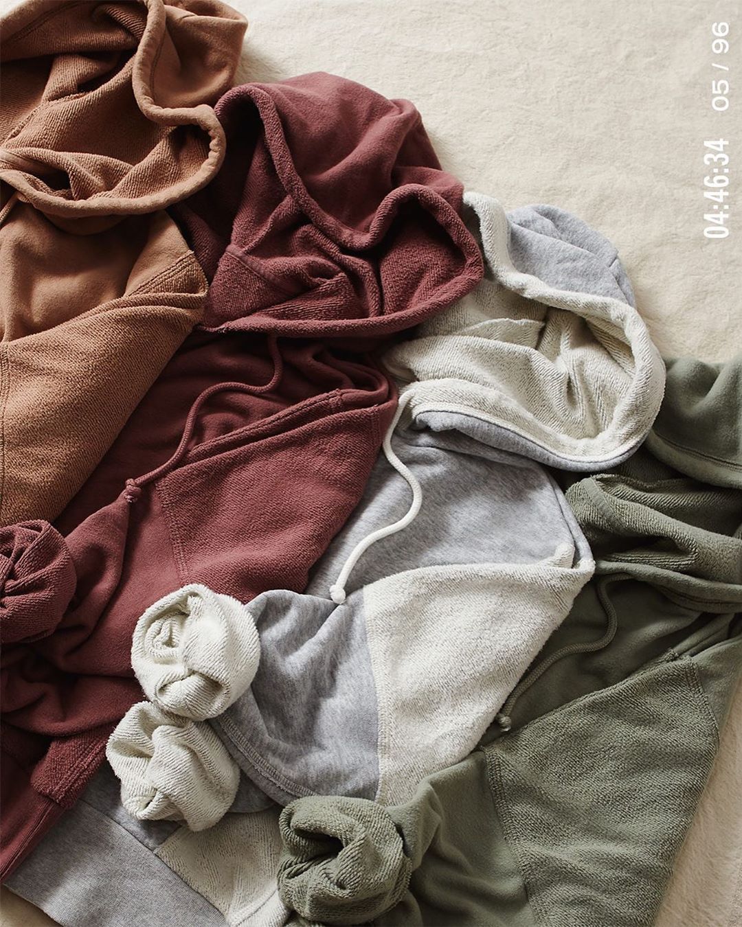 Abercrombie & Fitch - Ready for a long weekend in (or out — to pick up more rosé). Shop the entire 96 Hours Collection now. 🍷✨