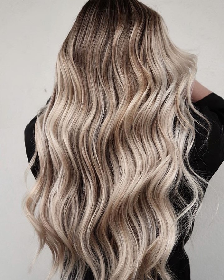 Schwarzkopf Professional - ☕️ We'll take the BLONDE ROAST coffee blend today thanks ☕️

👉 @coloredbycaitlin used #betbh to create these beautiful powdery effects: 10.19 with 1.9% Activator Gel/Lotion...