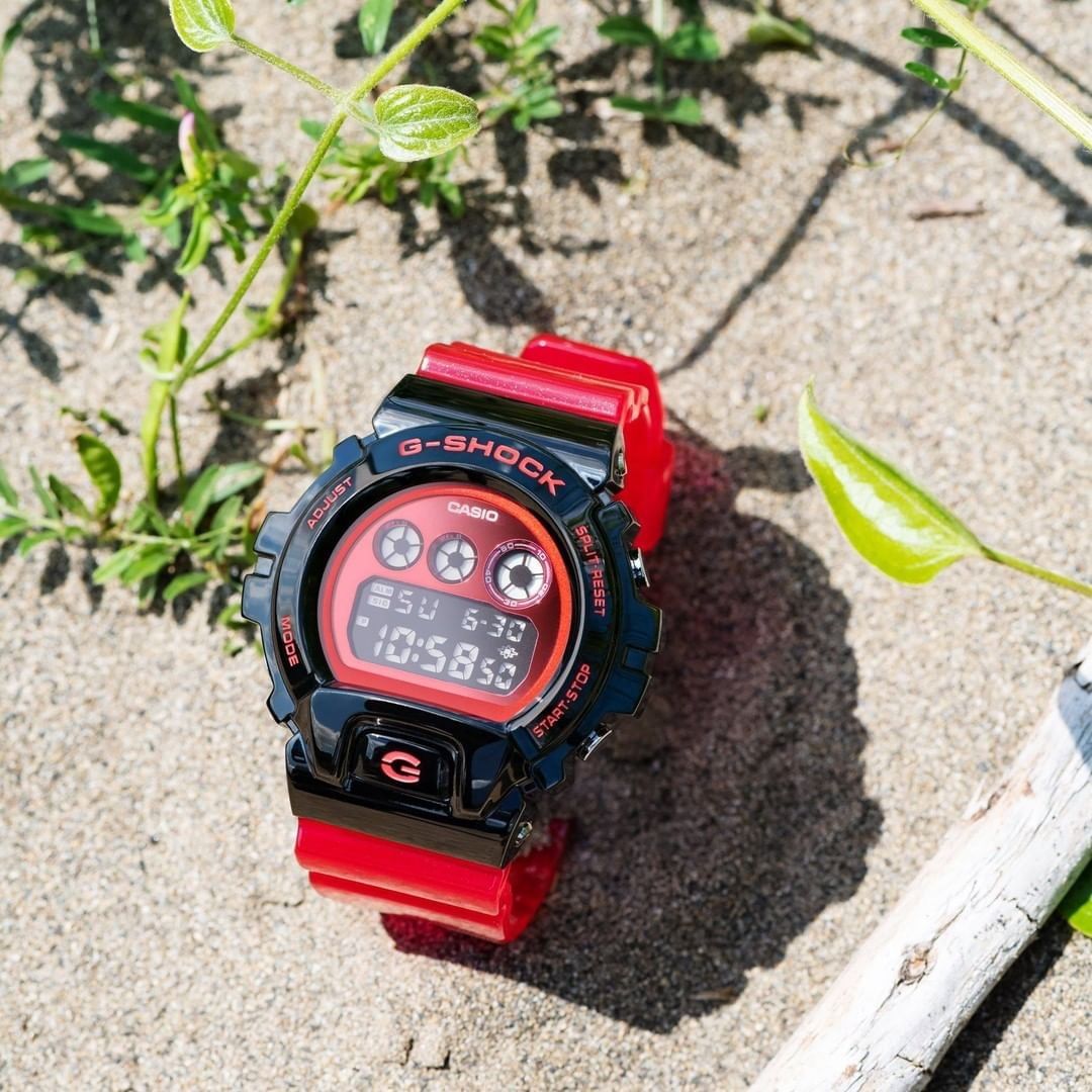 Casio USA - Summer heat. 🔥⁠
•⁠
•⁠
•⁠
•⁠
•⁠
•⁠
•⁠
•⁠
•⁠
#gshock #absolutetoughness #watchesofinstagram #gm6900 #gshockwatch #instawatch #wristgame #casiogshock