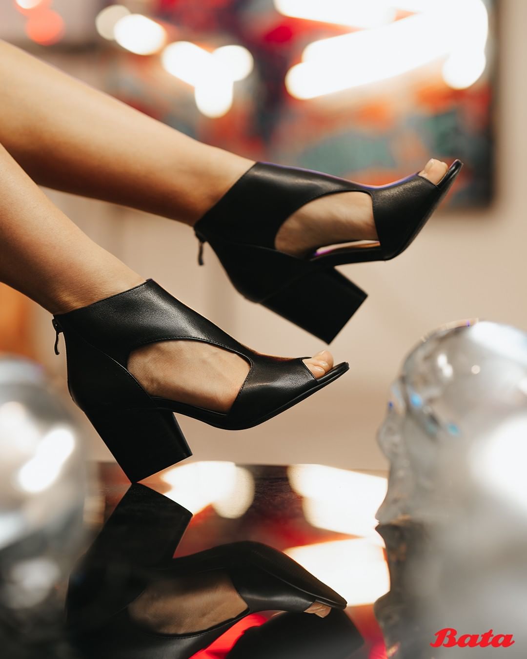 Bata Brands - Not sure if you’re in the mood for sandals or boots? Now, you don’t have to choose. 
.
.
.
.
.

#BataShoes #SandalBoots #Detail #ShoesAddict #Stylish #Shoes #ShoesLover #Trending #Fashio...