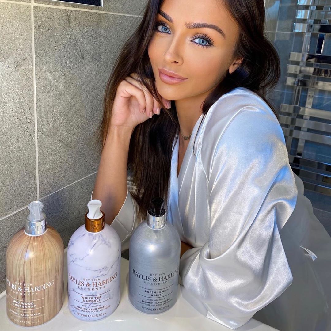 Touchofluxure. Luxury Touch