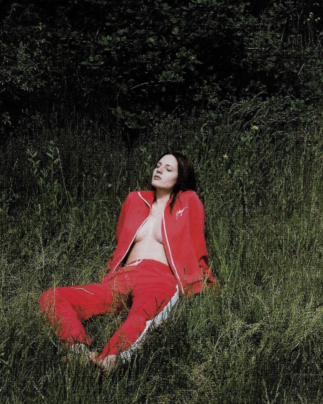 HUGO - Spotted: @banasjulia featured in HUGO Pre-Fall 20 styles on the pages of @kmag_magazine in the #100 ETERNAL ISSUE #iamHUGO

Photographer Marcin Gąska @marccelo_gaska
Stylist Michał Koszek / Va...
