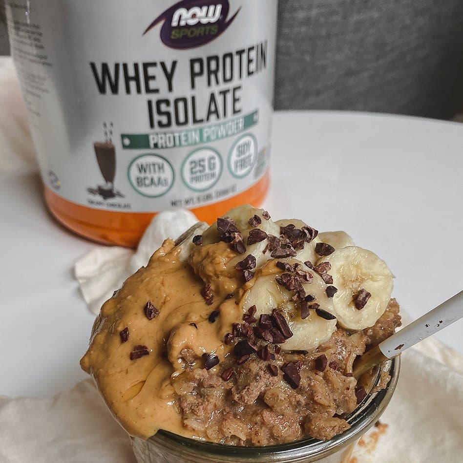 iHerb - Start your morning in a delicious way and get more protein with this oh-so-easy recipe for Chocolate Peanut Butter Cup Overnight Oats by @mariannas_pantry.

Chocolate Peanut Butter Cup Overnig...