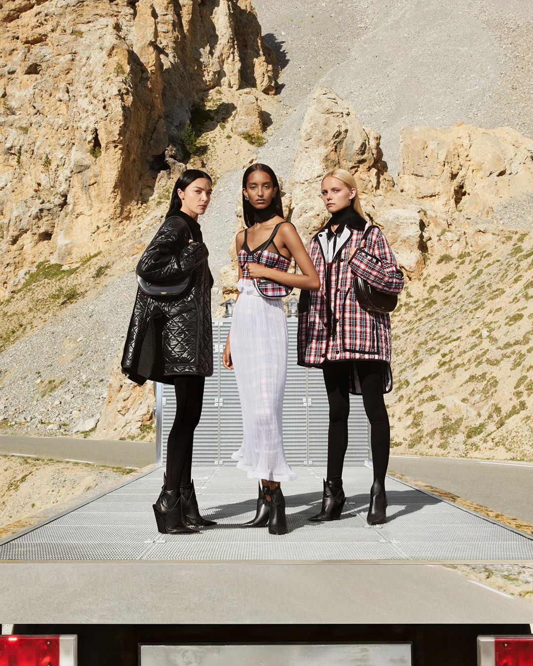 Burberry - Going beyond
.
Be immersed in nature’s vast landscapes with #BurberryAutumnWinter20 by #RiccardoTisci – a celebration of our pioneering spirit of discovery 
.
#Burberry