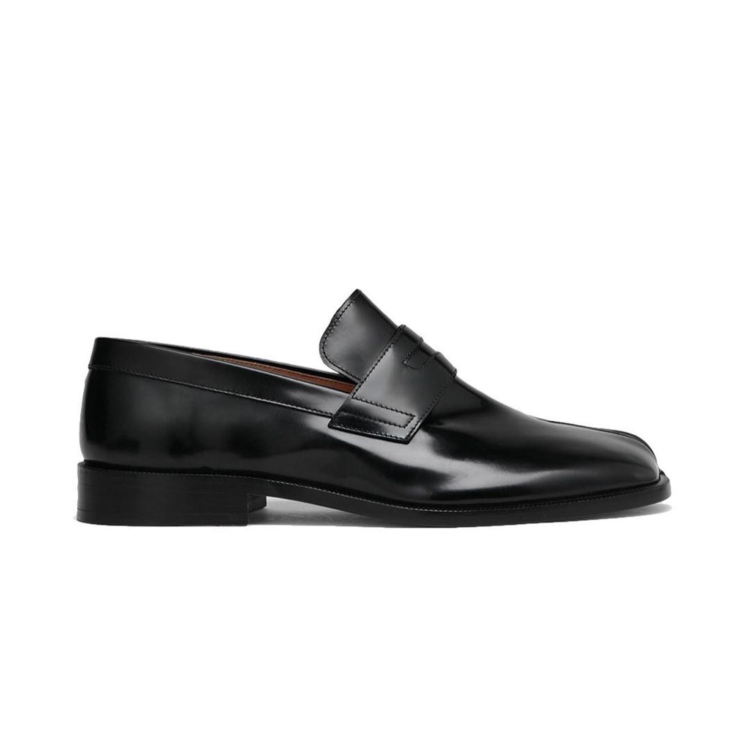 SVMOSCOW Online Concept Store - Мужская обувь Maison Margiela FW’20 доступна на svmoscow.ru

Maison Margiela FW’20 men’s shoes are available at SVMOSCOW

#svmoscow #maisonmargiela