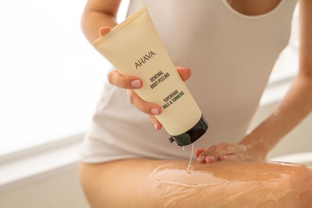 AHAVA - We like the idea of getting a one-two punch for our time and energy ⚡Our brand new Renewal Body Peeling is an exfoliating peel that you use while in the shower, emerging with even more radiant...