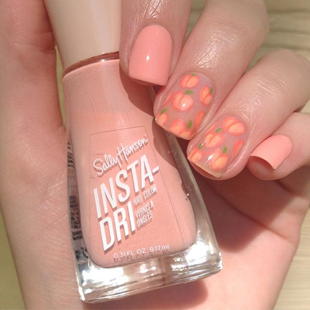 Sally Hansen - We ap-peach-eate this look by @nailart_by_leah 🍑