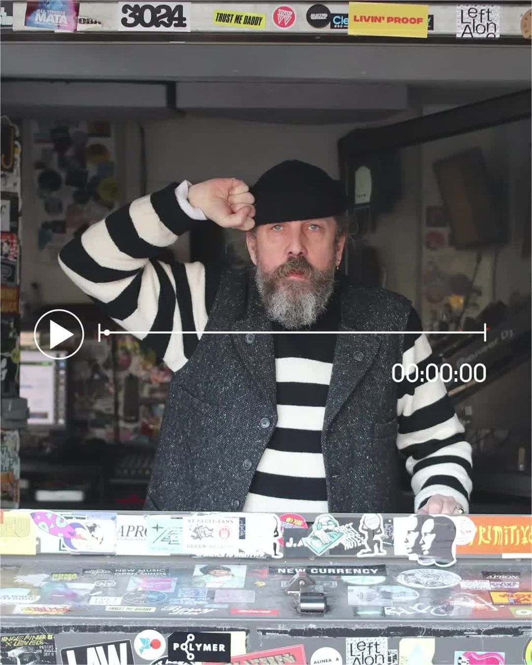 dunhill - DUNHILL COMMUNITY: CURATED⁠
PLAYLISTS⁠
BY #FemiAdeyemi⁠
⁠
We asked @nts_radio founder Femi Adeyemi (@eddie_fiction) to revisit his station’s international archive of shows and choose his ess...