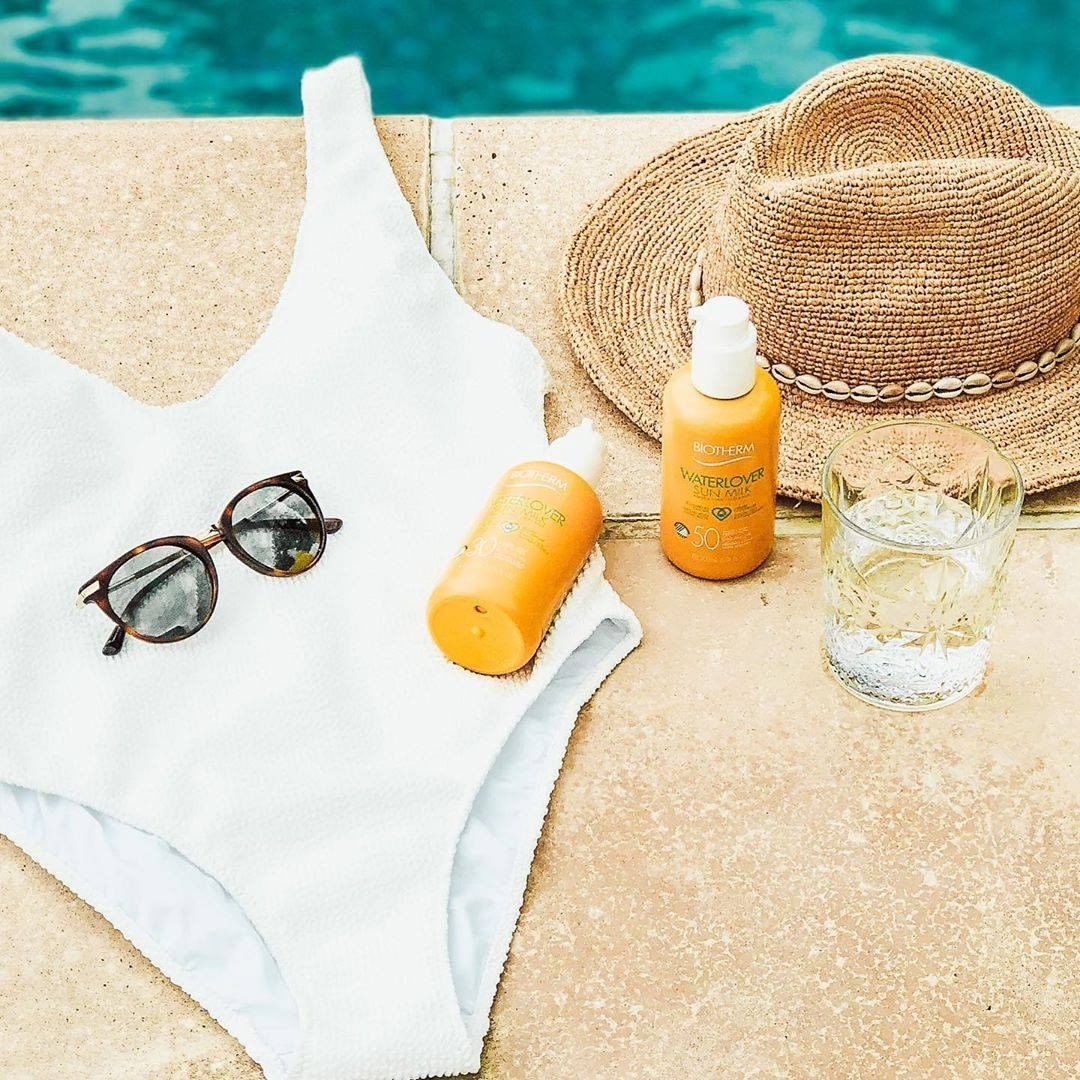 BIOTHERM - @melissa.nmrk has all you need for a perfect summer under the sun!

Poolside or seaside, make sure your Eco-Label WaterLover Sun Milk is nearby! 

#Biotherm #BeAWaterLover