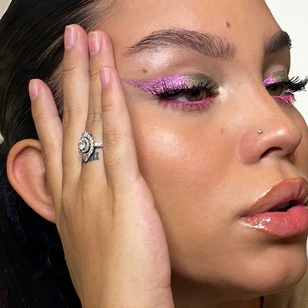 Ciaté London - CAN 👏YOU 👏BELIEVE this eye look was created with ONE shape-shifting shadow? OBSESSED with this winged eye look using #shadowflip check out @gemsrodri IGTV to see how she created this!...