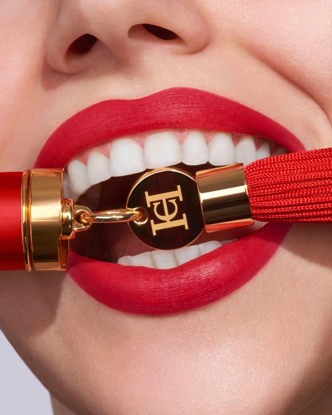 CAROLINA HERRERA - Can’t get enough of our silky lightweight satin lipstick in ‘Carolina’ red (color n° 310)? Time for a refill!  Buy online at @harrods for international shipping or at @elcorteingles...