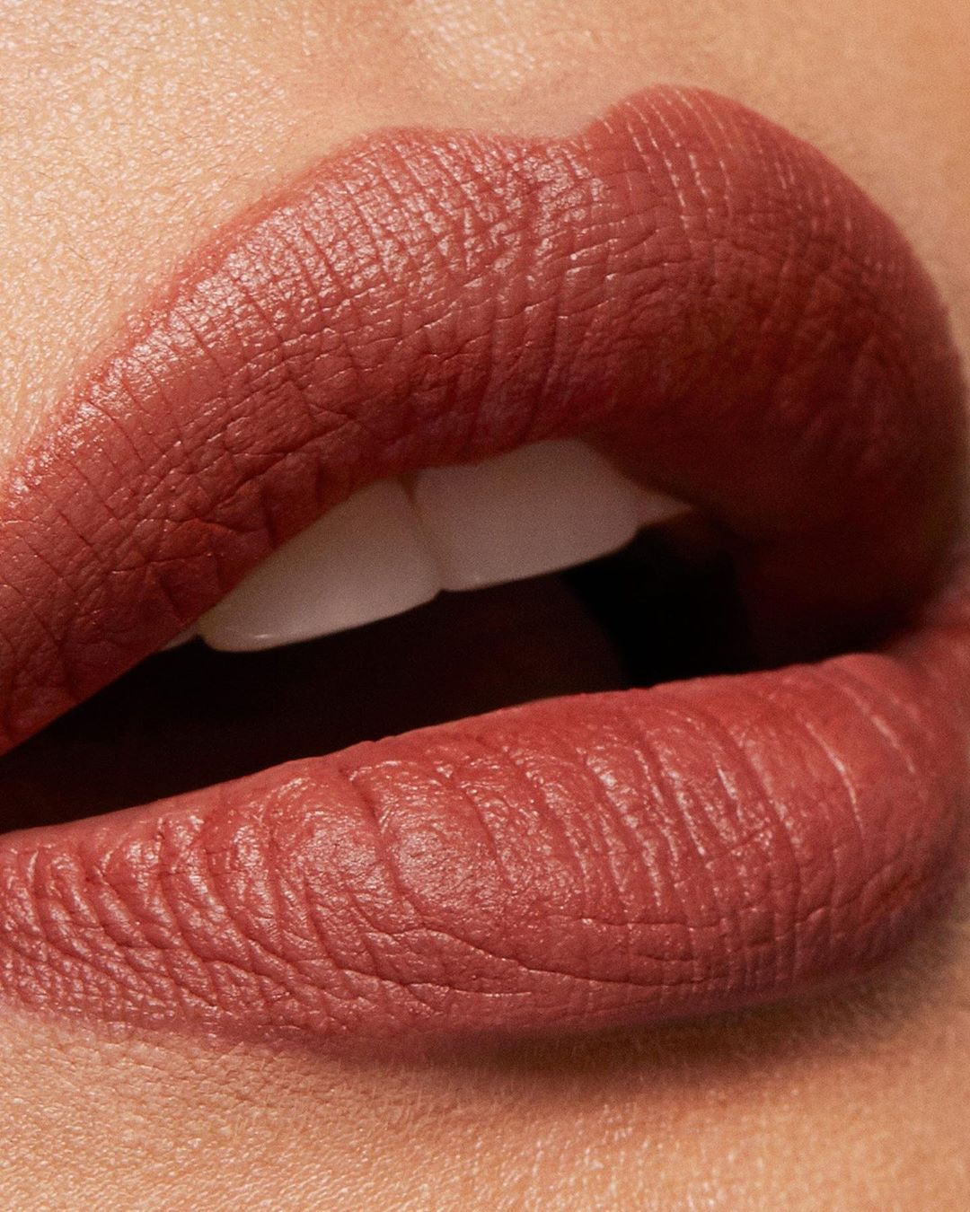 NARS Cosmetics - Speak easy: One swipe. Effortless matte finish. Long-lasting wear. Featuring  Velvet Matte Lip Pencil - Walkyrie. 👈 Tap this tag to Try It On.