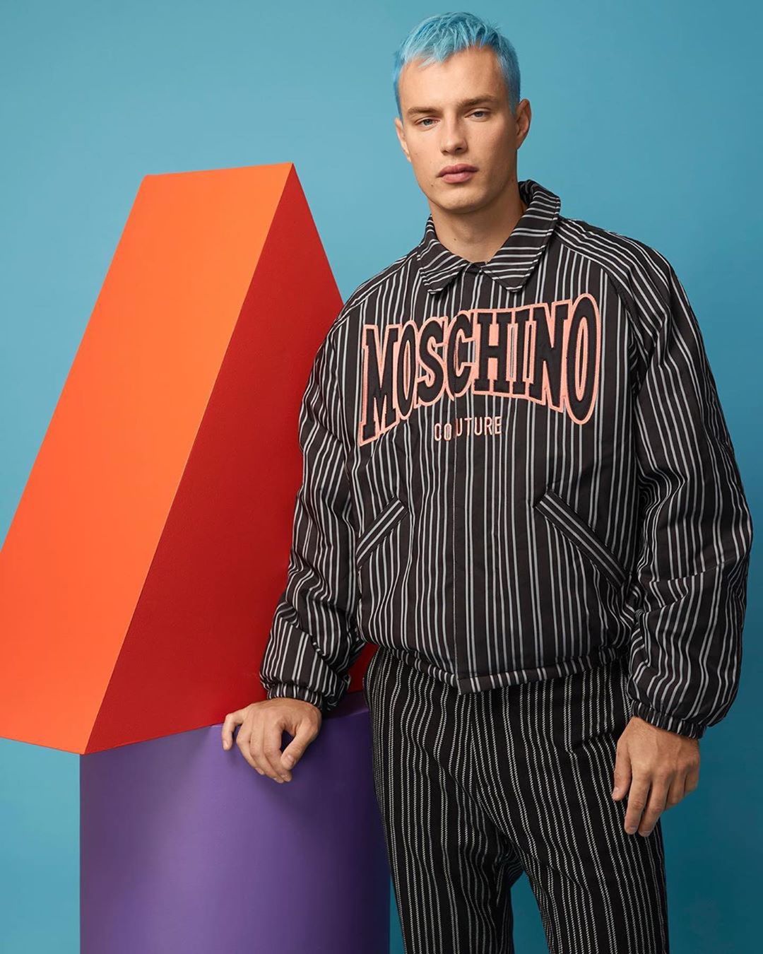 Moschino - #Repost @denek_k
・・・
@moschino @itsjeremyscott 💘💘💘
Photo by @marcus_mam 📸💙
Hair by @majormoonn 💙
#moschino #jeremyscott #denekkania