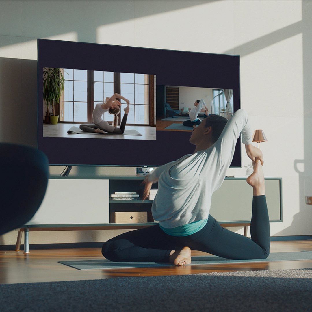 Samsung Russia - Йога — отличный способ расслабиться и найти гармонию 🧘
Включай практику на большом экране нашего телевизора QLED 8K, чтобы полностью раствориться в упражнениях, и начать путь самопозн...