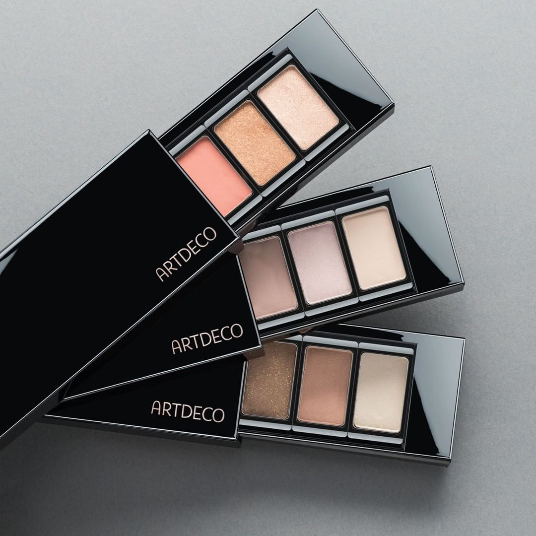 ARTDECO - With our refillable Beauty Box, you can vary as many different eyeshadow combinations as you want! 
For Germany & Austria only: buy 3 refillable products and get a Beauty Box for free. Code:...