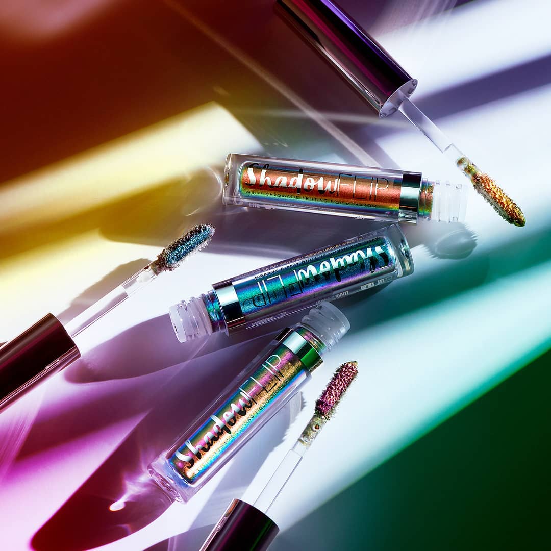 Ciaté London - #ShadowFlip the secret to eyes that are out of this world 🌍😍 creating high impact & dreamy metallic finish on the lids in seconds! 🙌 available online 3 shades Peacock 🦚 Wonder 💖 Ember...