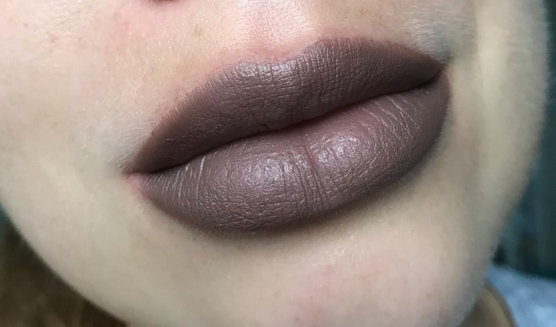 Коллаборционное детище L’Oréal и Balmain в оттенке Glamazone5 Коллаборционное детище L’Oréal и Balmain в оттенке Glamazone