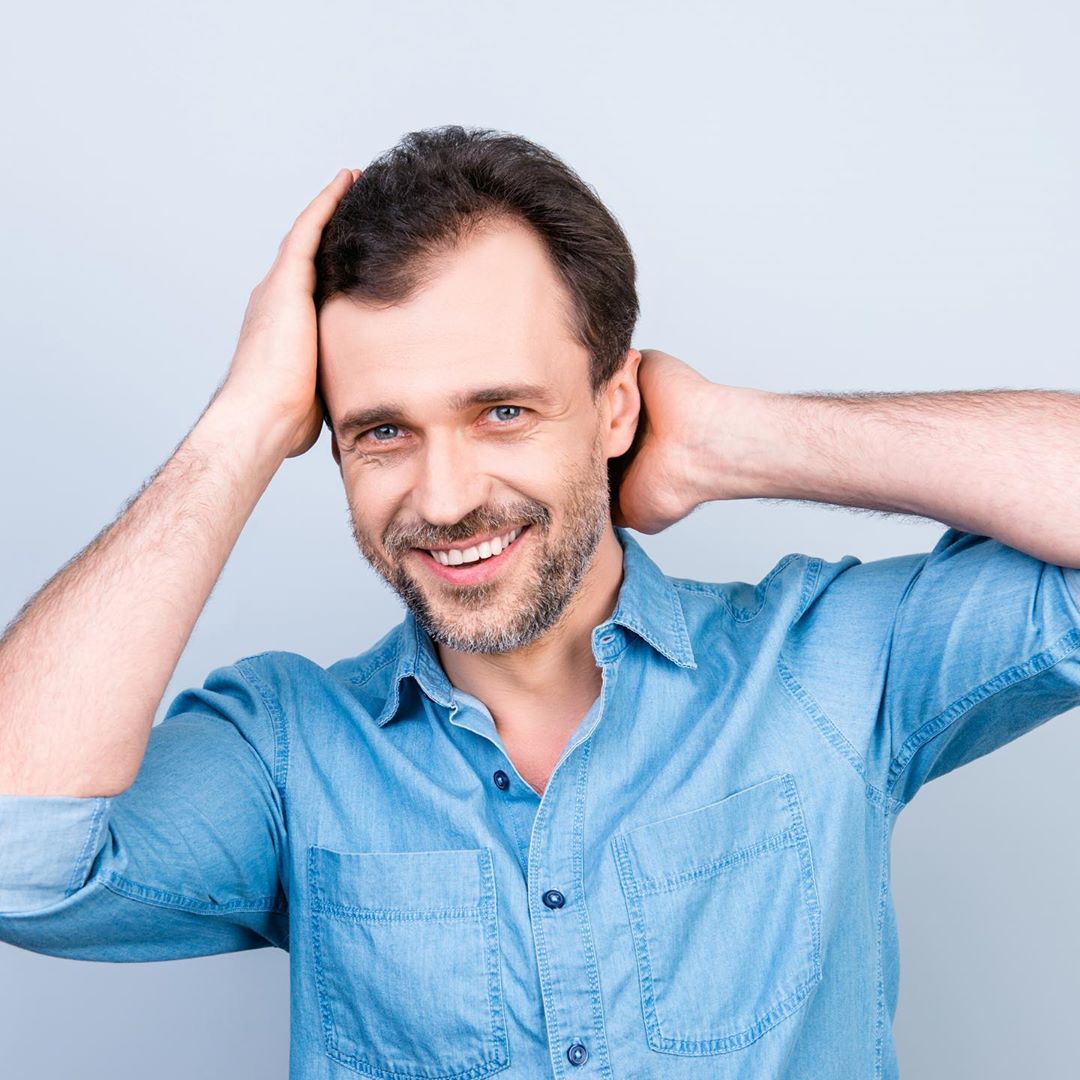 DS Laboratories - ¿Are you experiencing hair loss? 
Dermatologists want the absolute best for your skin and hair. That’s why thousands use and recommend our product collection. Our top-sellers, Revita...