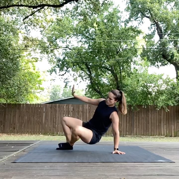 Onnit - Bodyweight Workout with @nat.trill.fit
-
One of the most valuable things you can do to improve your fitness is learning to control your body better than you control external tools.
-
While man...