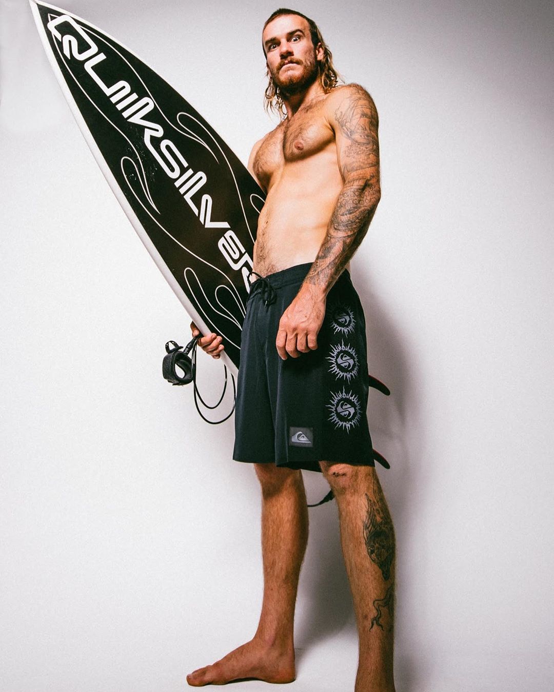 Quiksilver - Boardshorts with attitude. @mikeywright69 in the Highline Rave Arch from the new 69 Capsule.