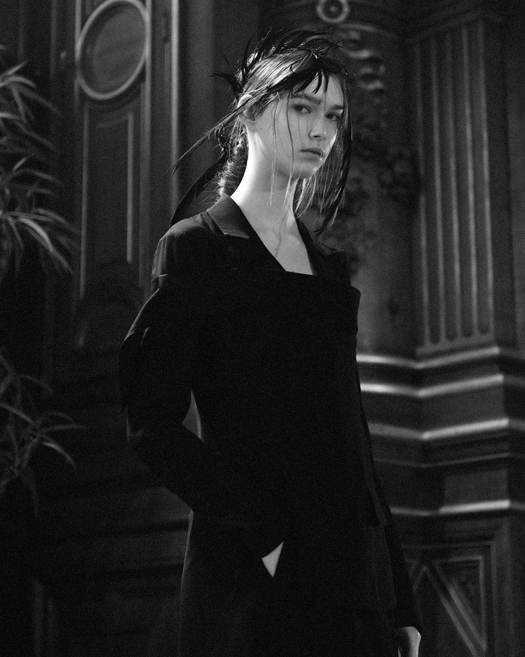 Yohji Yamamoto - Yohji Yamamoto Spring/Summer 2021 
Backstage pictures by @elise_toide 

#YohjiYamamoto #SS21 #PFW