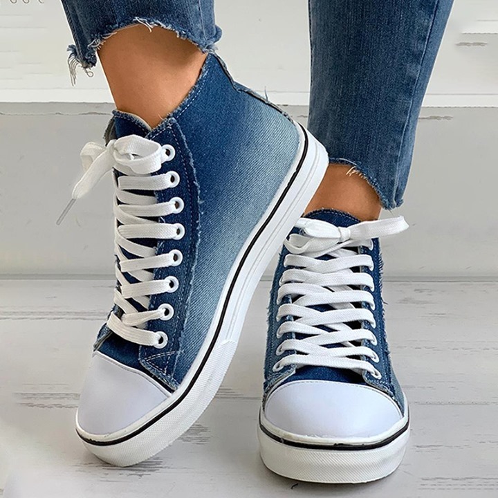 Joyshoetique - Gradient Color Eyelet Lace-up Canvas Sneaker 🔥⁠
Search🔍:[LZT3135] ⁠
👠www.joyshoetique.com👠⁠
⁠
 #sneakers #fashion #style #ootd #love #shopping #beautiful #beauty #cute