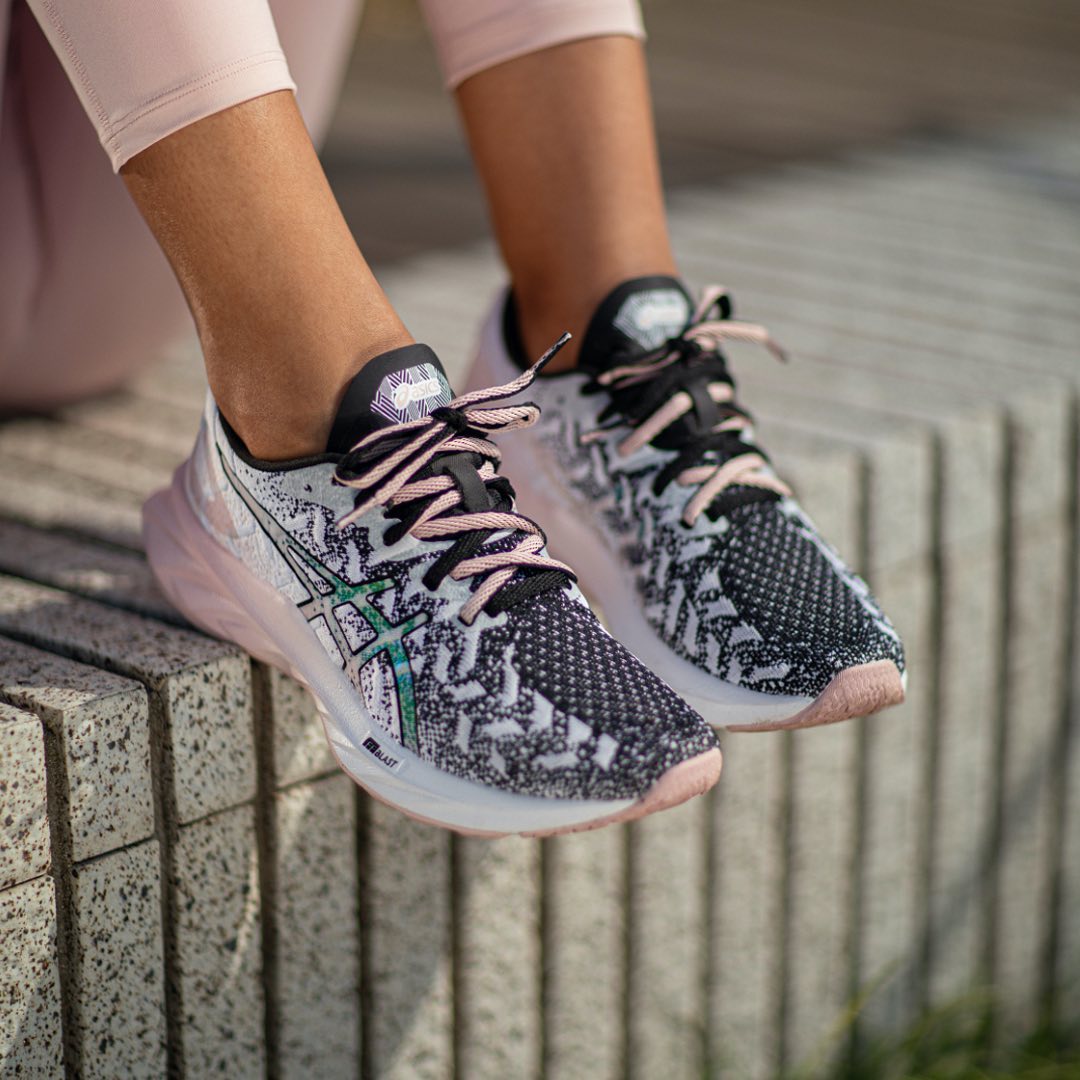 ASICS Europe - Feel uplifted with the springy #DYNABLAST.

Featuring #FLYTEFOAM Blast technology for a bouncy and responsive ride.

🛒 Tap the image to view the shoes.

#ThisIsForMe