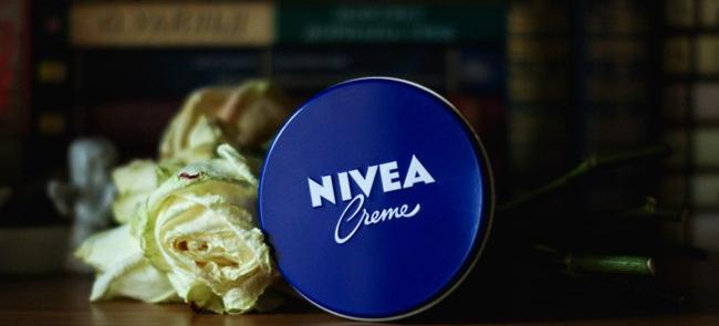 Универсальный увлажняющий крем NIVEA Creme фото