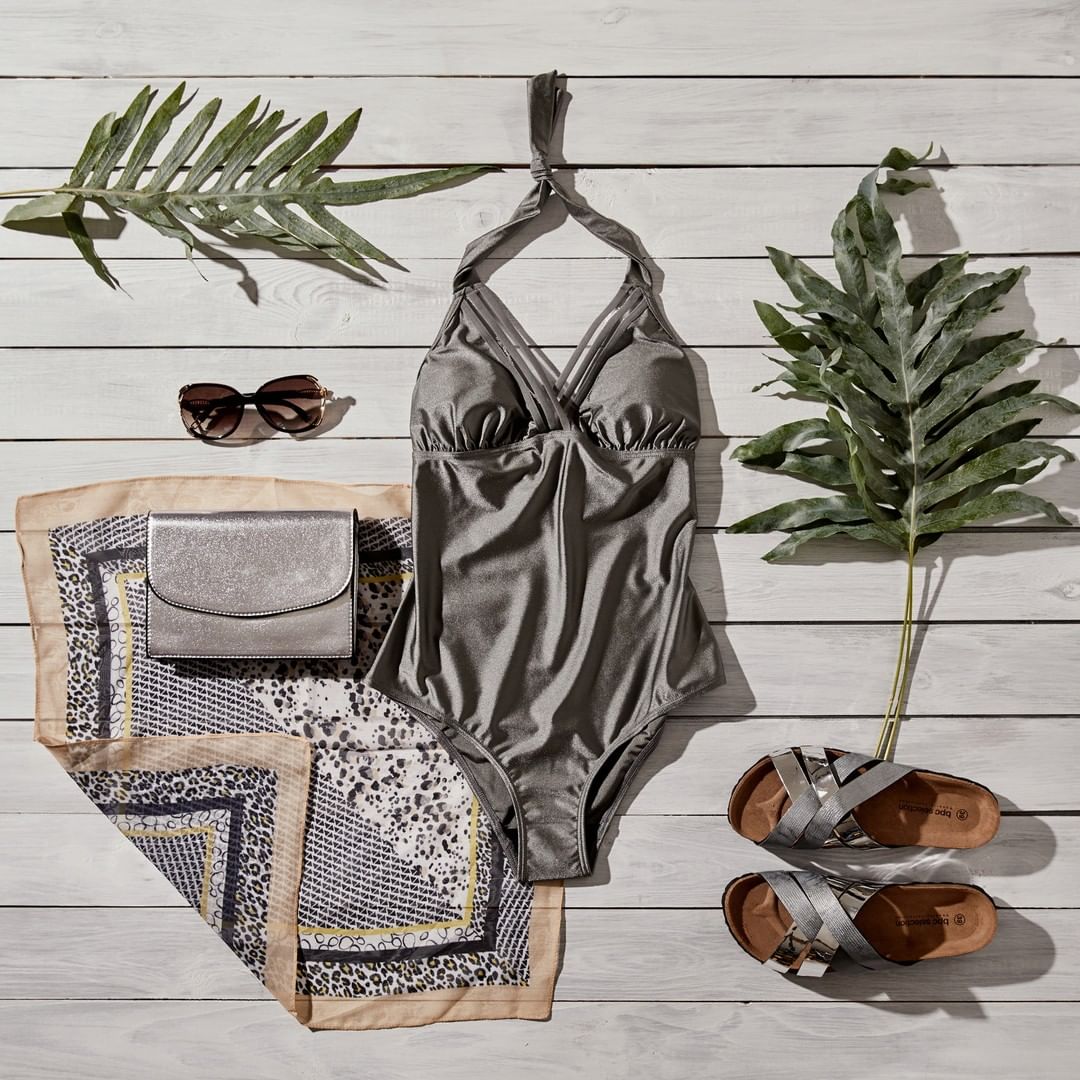 bonprix - Shiny materials, shiny summer! ☀️ ✨ One of our favorite swimwear trends 🔍 (bathing suit) 947540 #summer #swimwear #bonprix