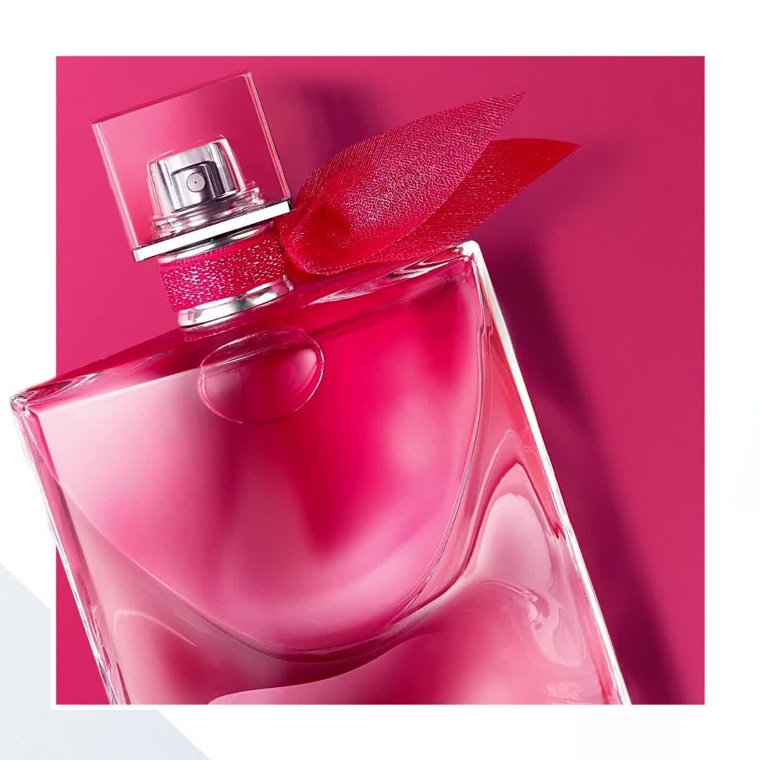 Lancôme Official - Sensual and fiery? Give in to the explosive Red Iris Vanilla accord of La Vie Est Belle Intensément. 
#Lancome #LaVieEstBelleIntensement #LaVieEstBelleEauDeParfum #Fragrance